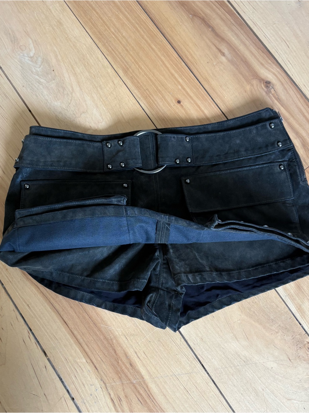 Free People We The Free Black Vegan Suede Micro Mini Cargo Skort Size 4 - Picture 10 of 15